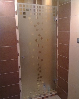 Egyedi mintás üveg zuhanykabin ajtó szerelés